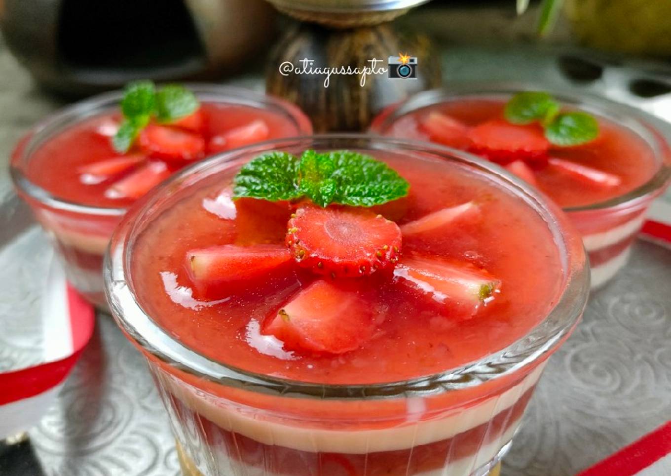 Puding Merah Putih (601)