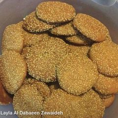 A picture of Sesame seed cookies.