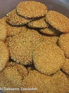 A picture of Sesame seed cookies.