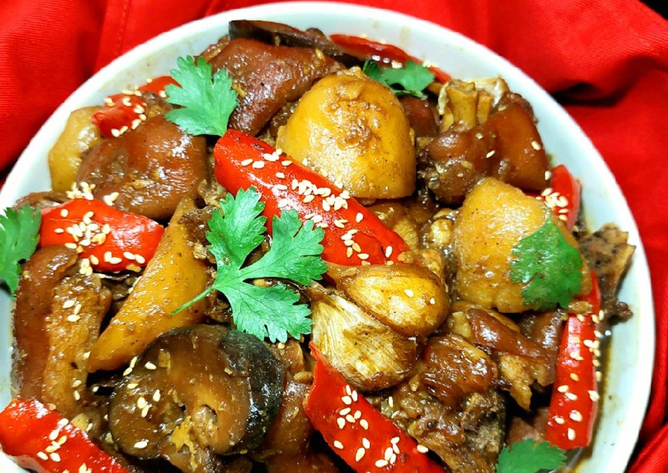 166. Cukiok (non halal) / Chinese style Braised Pork Feet
