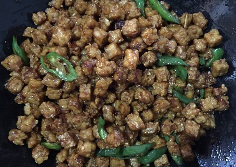 Oseng Tempe Cabe Ijo