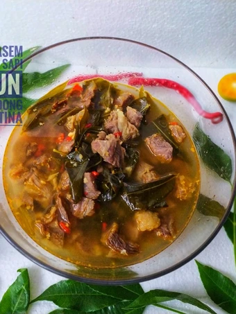 Cara Gampang Menyiapkan Resep Asem-asem Daging Sapi Daun Kedondong Anti Ribet, Enak Banget
