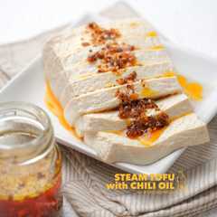 A picture of Steam Tofu with Chili Oil.