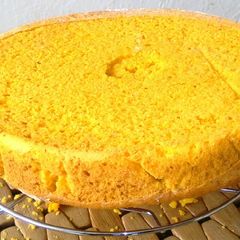 A picture of Orange cake # author marathon.