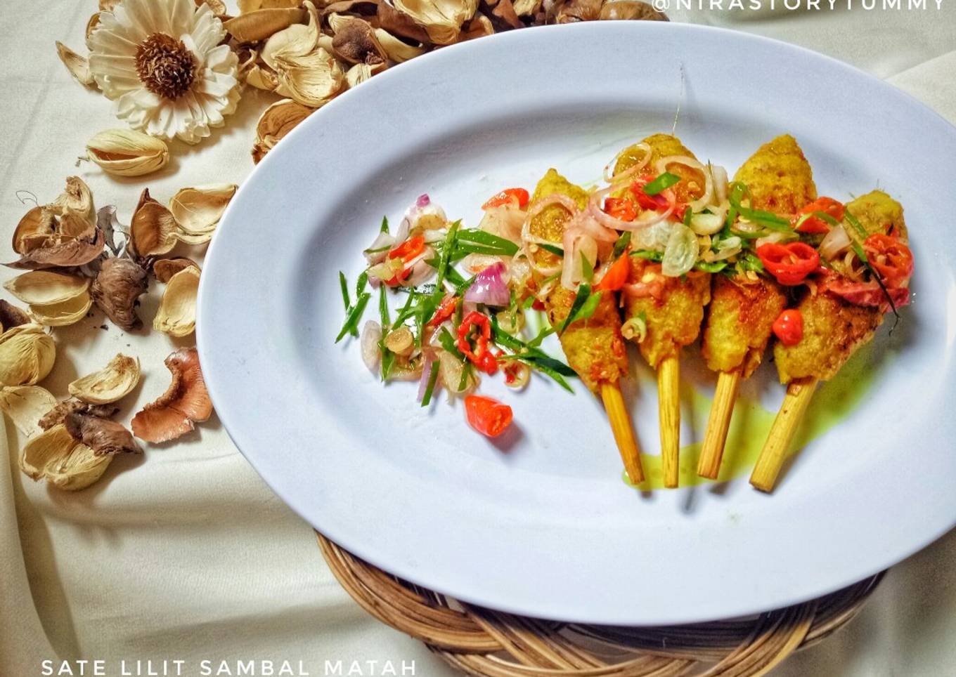 Sate lilit ayam sambal matah