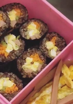 Hình của món Kimbap EC nhanh và tiện.