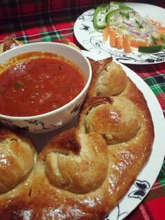 A picture of Dinner rolls with sauce #themechallenge.
