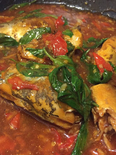 A picture of Stir-Fried Canned Fish with Basil.