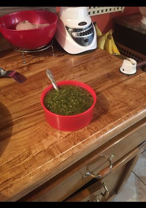 Una foto de Salsa verde tatemada