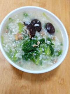 白莧菜吻仔魚粥 的食譜成品照片