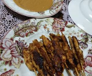 Gampangnya Menyajikan Sate Ayam Ponorogo Enak Sempurna