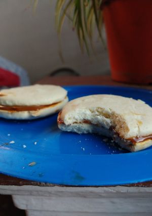 Una foto de Alfajores de maicena sin manteca