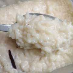 Una foto de Arroz con leche cremoso (en olla exprés)