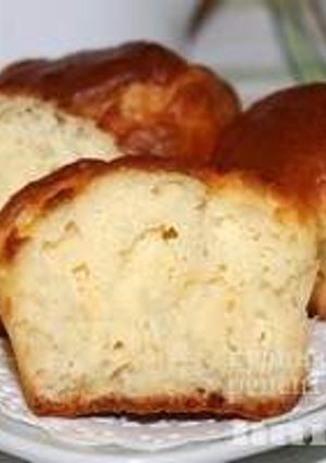Фото Кексы с плавлеными сырками - быстро, легко и очень вкусно.