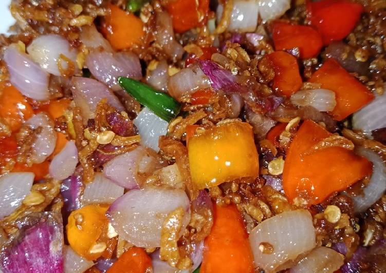 Tumis bawang merah poll pedas