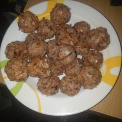 A picture of Coconut candy (kwakwameti).