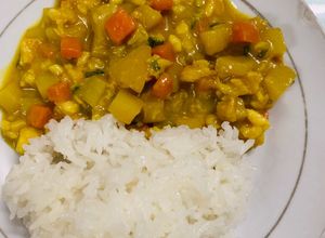 Hình của món Ăn dặm: cơm cà ri tôm.