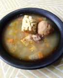 Sopa de Bolas de Verde