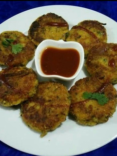 A picture of Crispy Aloo Tikki😍😋.