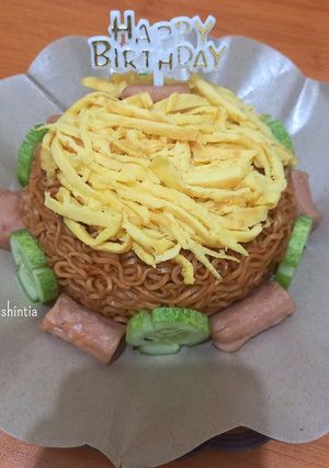 Foto resep Noodle Birthday Cake