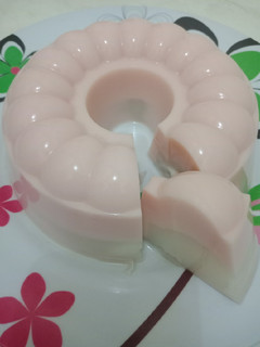 Foto resep Puding Yoghurt Strawberry Kelapa Muda