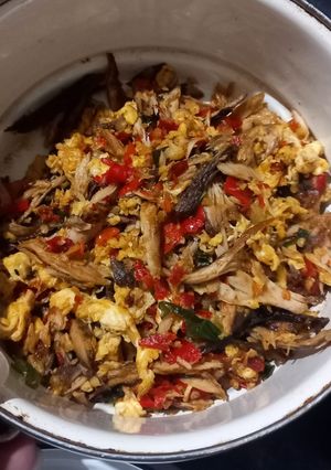 Foto resep Ikan Tongkol Suwir Telur Orak-Arik