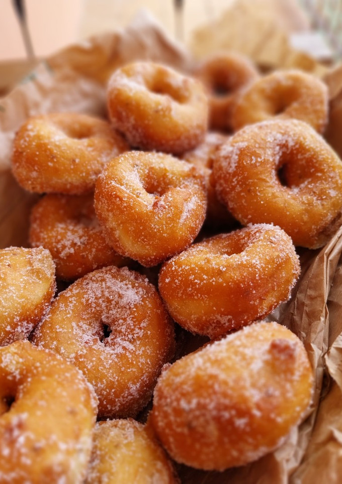 Una foto de Buñuelos de Cuaresma v1 2025 (con agua de azahar y anís)