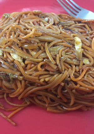 A picture of VEG Chow mein NOODLES.