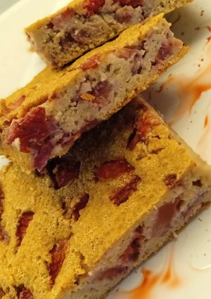Una foto de Tortita de frutilla y avena