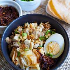 รูปของ Nasi Bakmoy Ayam Tahu