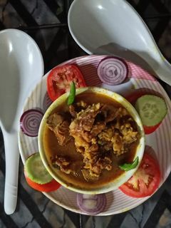 খাসির মাংসের ঝোল (Khasir mangsher jhol recipe in Bngali) রেসিপির প্রধান ছবি