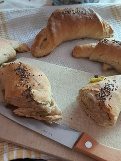 Oregános - olivabogyós teljes kiőrlésű kifli 🥖🥖🥖 recept fotója