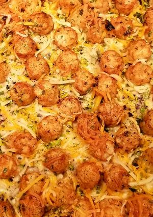 A picture of Mike's Cheesy Tater Tot Hotdish.
