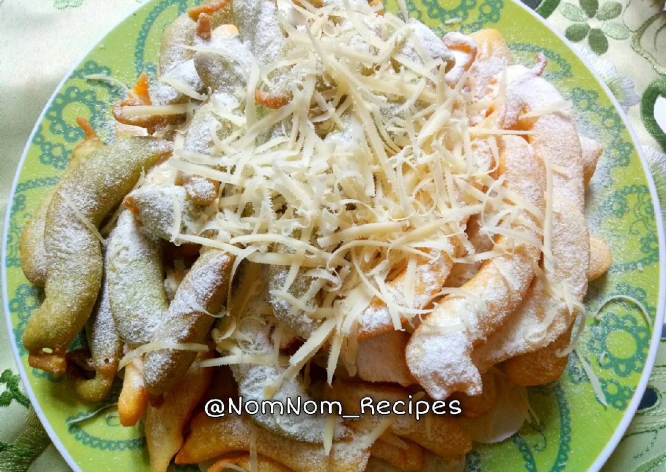 Resep Matcha dan Vanila Churros tanpa Spuit Resep Matcha dan Vanila Churros tanpa Spuit