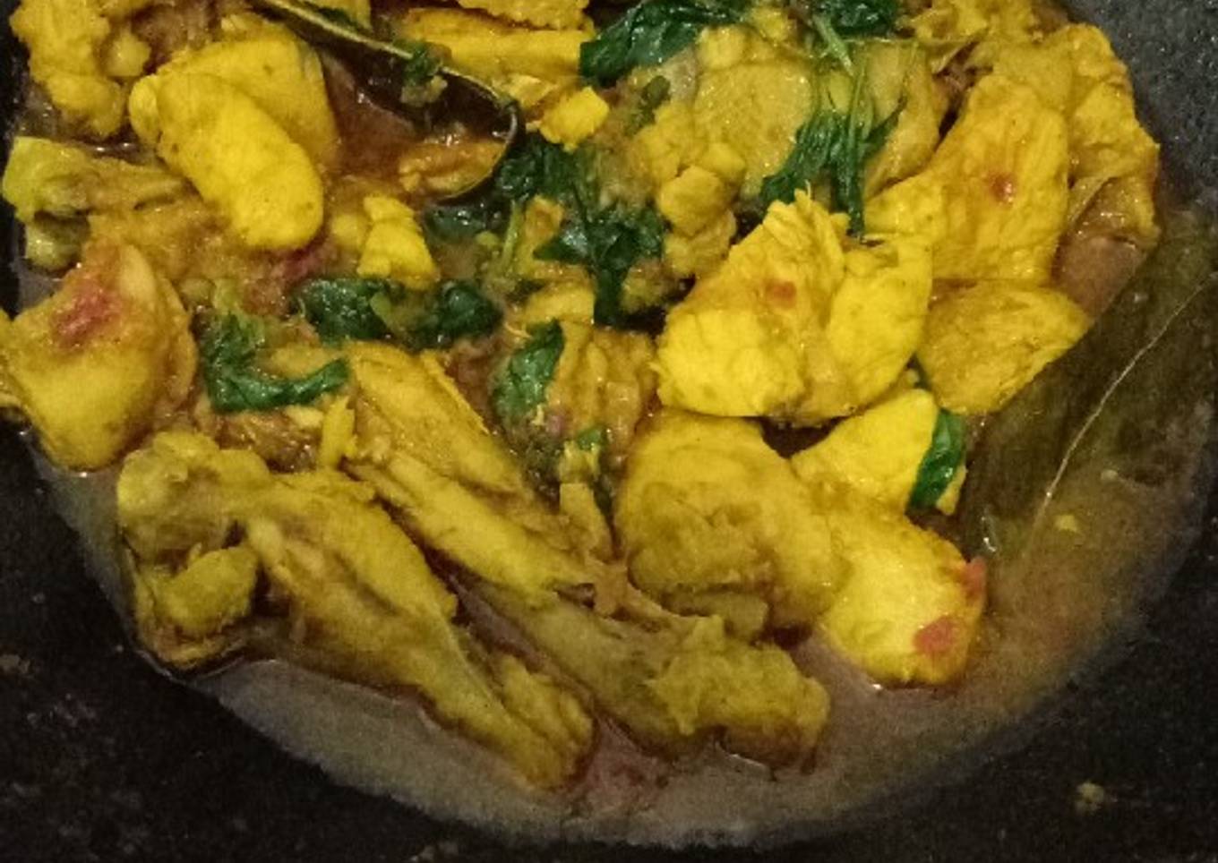 Rica - rica ayam kemangi