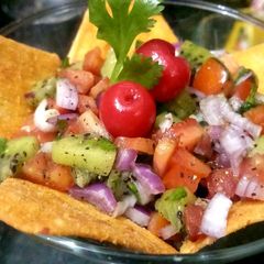 A picture of Kiwi Salsa.