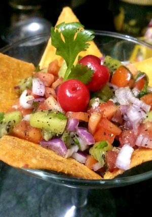A picture of Kiwi Salsa.