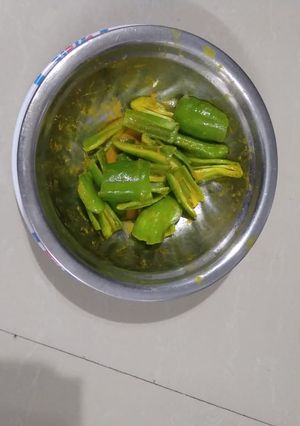 મસાલા મરચા(Masala Marcha Recipe in Gujarati) રેસીપી મુખ્ય ફોટો