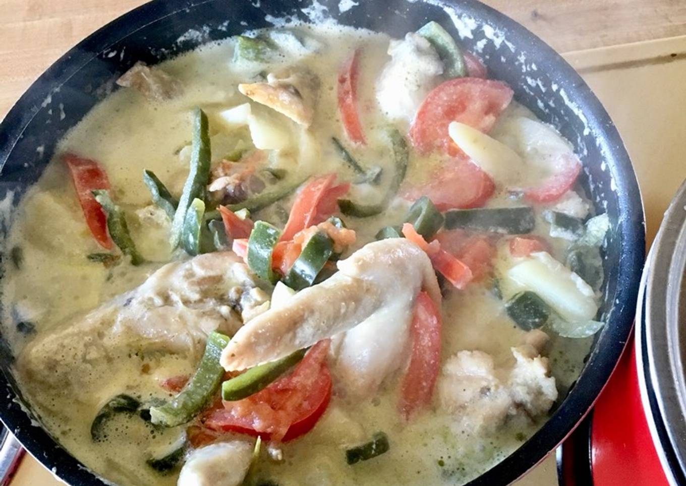 Pollo en crema