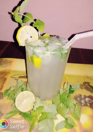 A picture of Mint Lime Mojito.