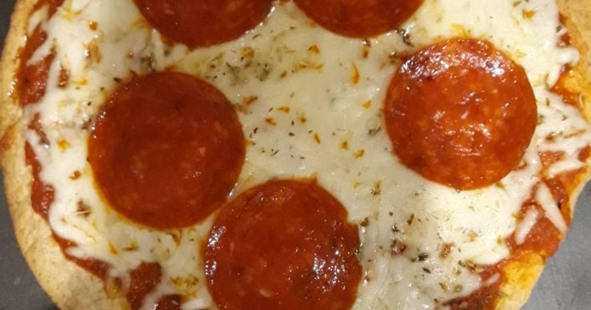 Quick LowCarb Pizza (7 carbs) Recipe by Dori Thomas Cookpad