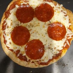 A picture of Quick Low-Carb Pizza (7 carbs).
