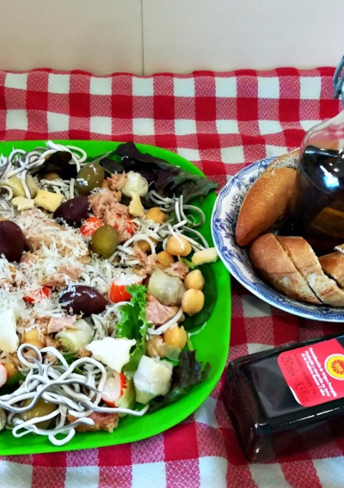 Una foto de Ensalada "cómoda"