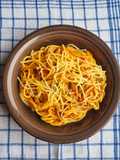 Spaghete cu sos bolognese