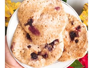 Una foto de Pancakes de limón y arándanos.🍋