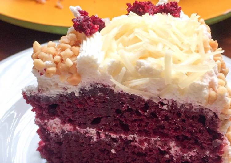 Bagaimana Membuat Red Velvet Cake with Cream Cheese Frosting (Improve) yang Lezat