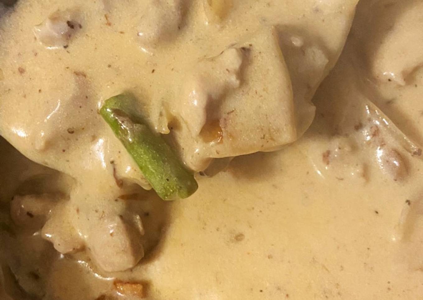 Creamy chicken with mushroom and asparagus