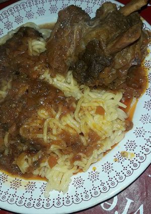 Una foto de Salsa con costillas