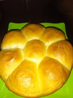 A picture of Dinner rolls.