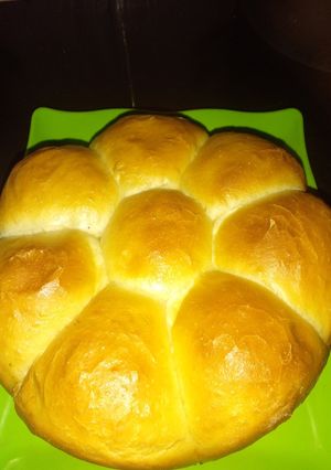 A picture of Dinner rolls.